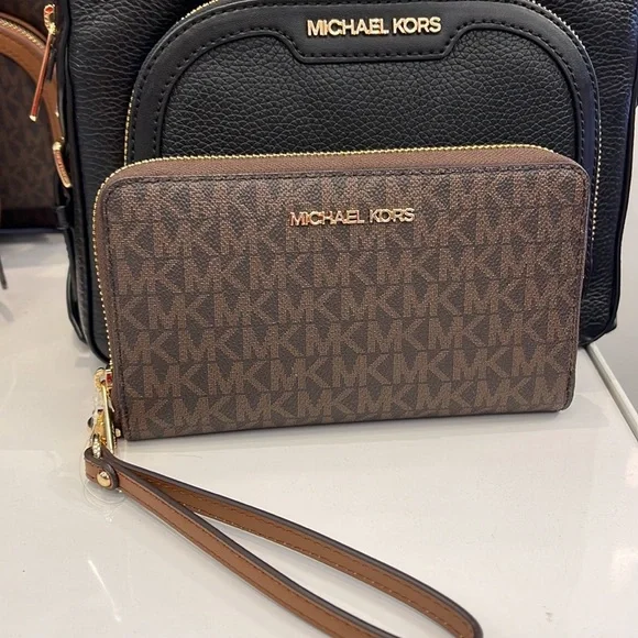 Michael Kors MK Signature Large Flat Multi-Function Phone Case Wallet Wristlet - Picture 3 of 16